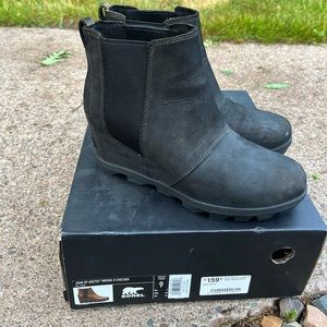 Sorel women’s size 9 black